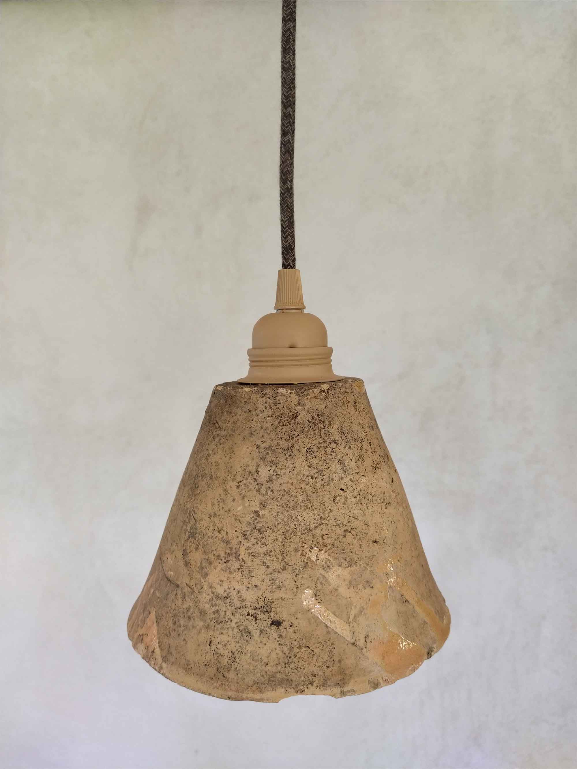 suspension en terre cuite unique wabi sabi